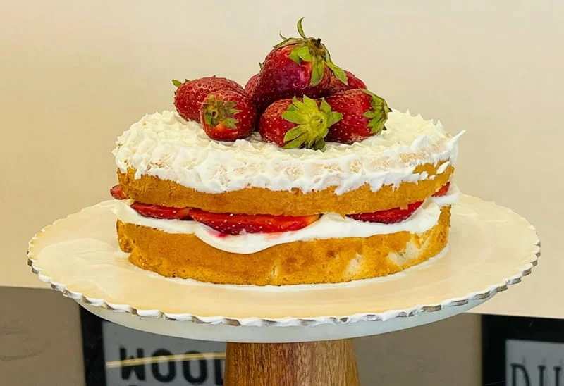 Strawberry Open Cake